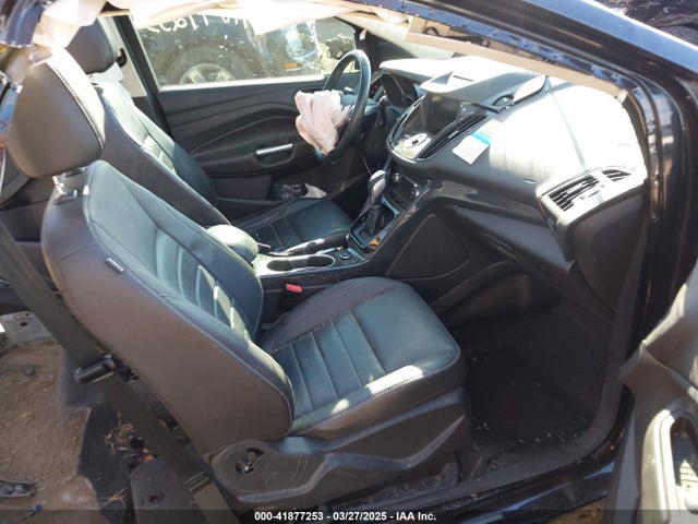 1FMCU0JXXEUD23447 Ford Escape Titanium