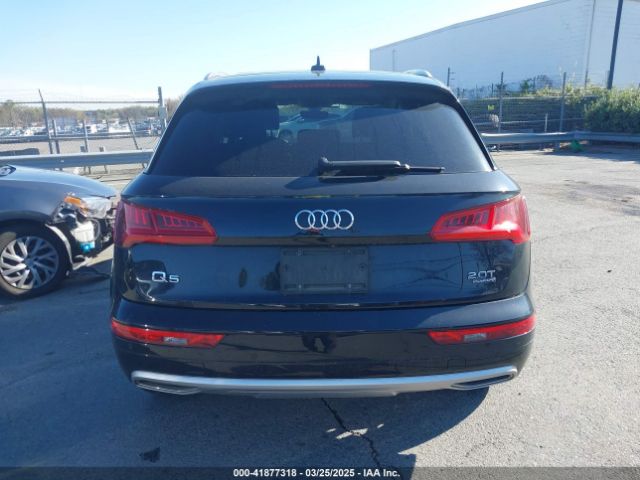 WA1BNAFY1J2126669 Audi Q5 2.0t Premium/2.0t Tech Premium