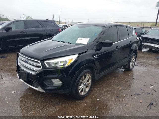 1FMCU0GD4HUE93661 Ford ESCAPE SE