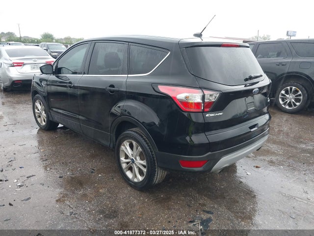 1FMCU0GD4HUE93661 Ford ESCAPE SE