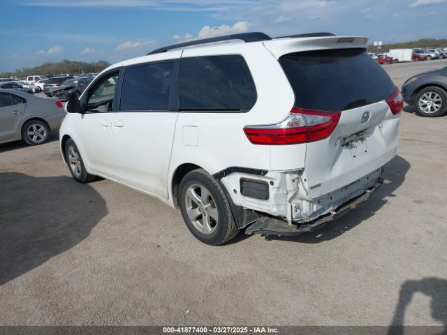 5TDKZ3DCXHS870397 Toyota Sienna Le 8 Passenger