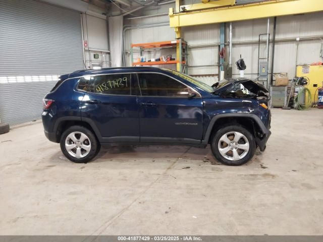 3C4NJDBB1JT399045 Jeep Compass Latitude 4x4