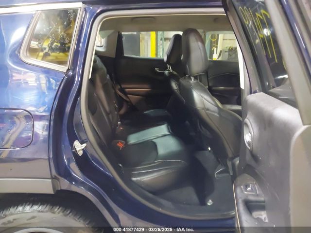 3C4NJDBB1JT399045 Jeep Compass Latitude 4x4