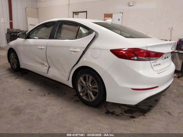 5NPD84LF4JH369157 Hyundai ELANTRA SEL
