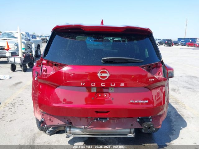 JN8BT3DC8PW105564 Nissan Rogue Platinum Fwd
