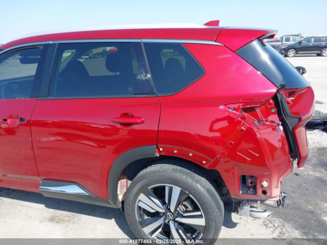 JN8BT3DC8PW105564 Nissan Rogue Platinum Fwd