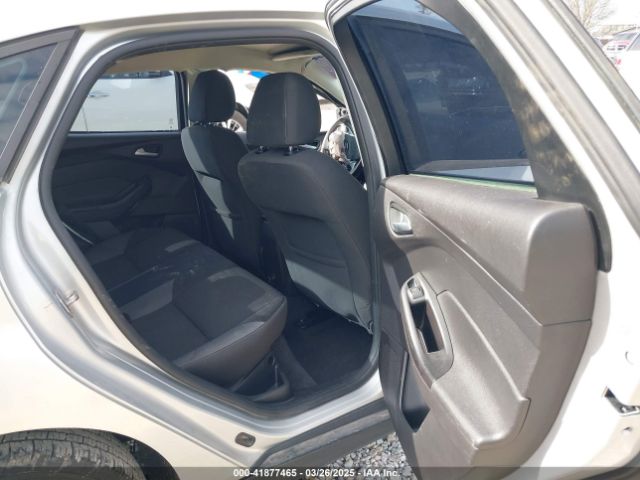 1FADP3F21EL281440 Ford FOCUS SE