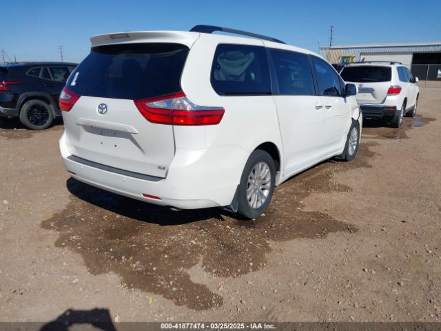 5TDYZ3DC2HS806686 Toyota Sienna Xle 8 Passenger