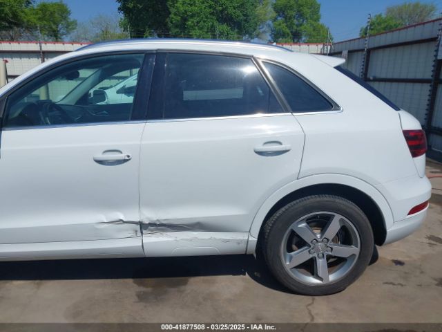 WA1FFCFS2FR008845 Audi Q3 2.0t Premium Plus