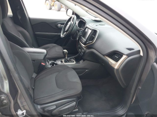 1C4PJLCBXFW711639 Jeep Cherokee Latitude