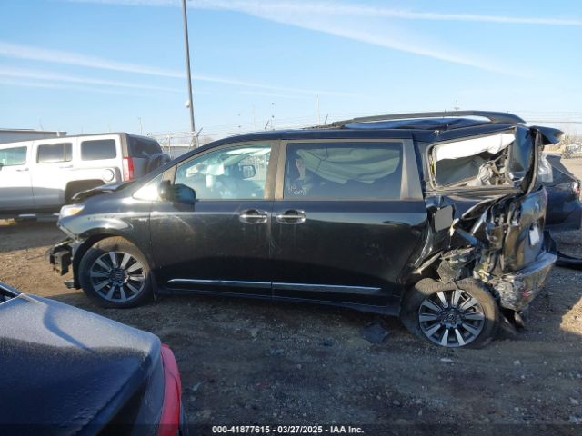 5TDDZ3DC9JS207367 Toyota Sienna Xle 7 Passenger