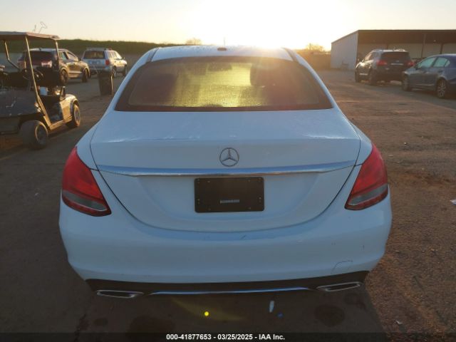 55SWF4JBXGU162678 Mercedes-Benz C 300 Luxury/sport