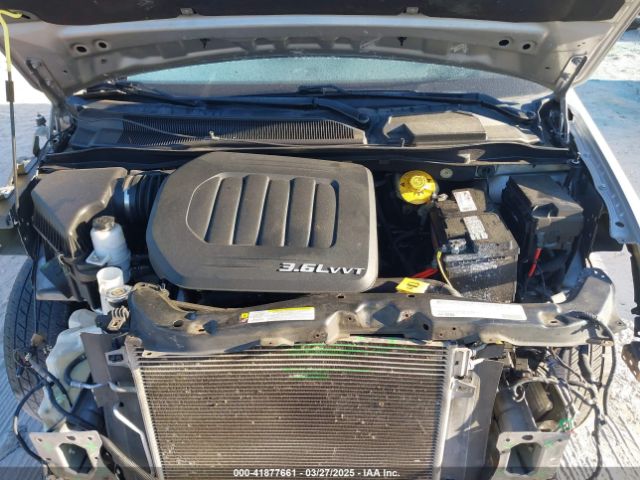 2C4RDGCG5JR267428 Dodge Grand Caravan Sxt