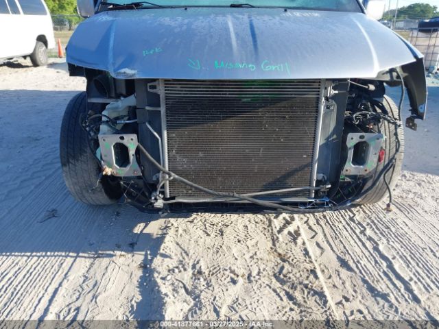2C4RDGCG5JR267428 Dodge Grand Caravan Sxt