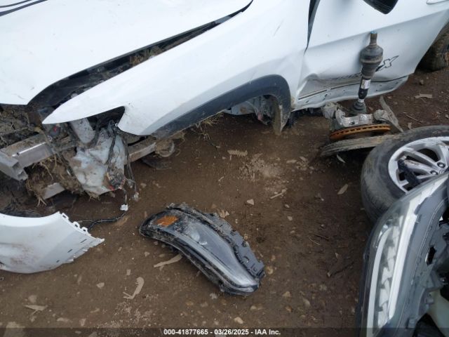 1C4PJMCX1ND552845 Jeep Cherokee X 4x4