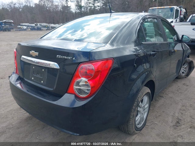 1G1JC5SH1E4193215 Chevrolet Sonic Lt Auto