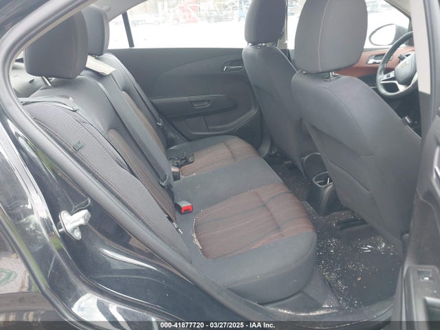 1G1JC5SH1E4193215 Chevrolet Sonic Lt Auto