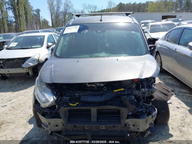NM0GE9F25K1426807 Ford Transit Connect Xlt