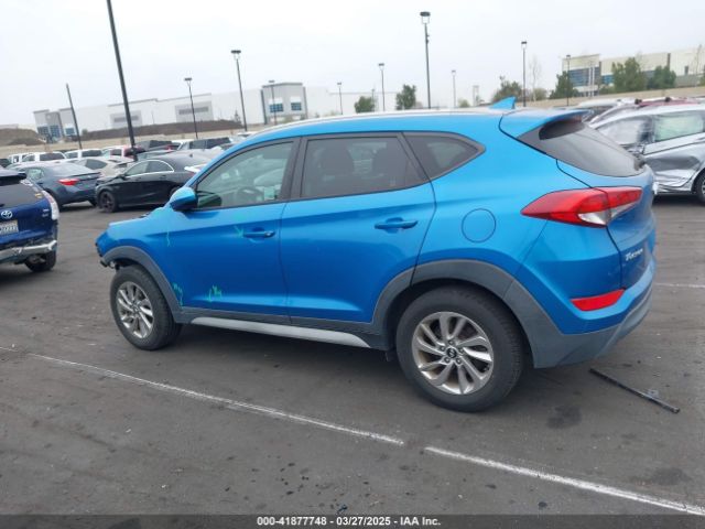 KM8J33A49JU700829 Hyundai TUCSON SEL