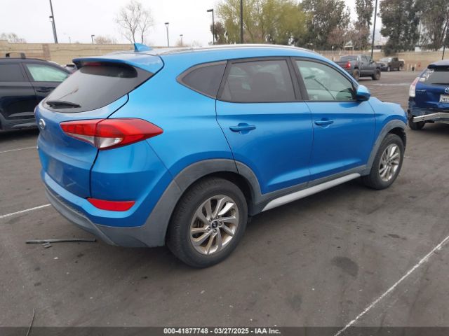 KM8J33A49JU700829 Hyundai TUCSON SEL