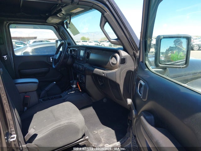 1C4HJXDN5KW587312 Jeep Wrangler