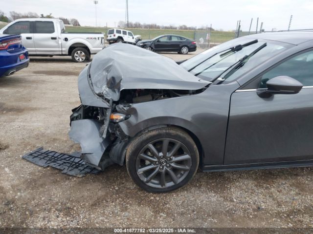 JM1BPAKL9N1516201 Mazda Mazda3 Select