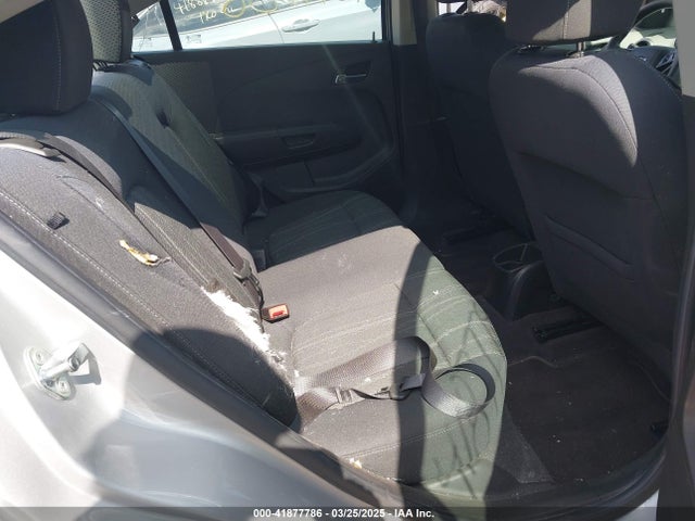 1G1JC5SH5F4212883 Chevrolet Sonic Lt Auto