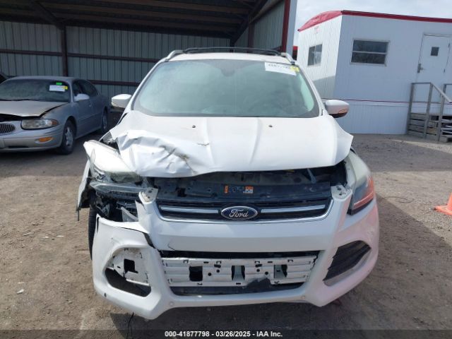 1FMCU9JX5GUC42220 Ford Escape Titanium