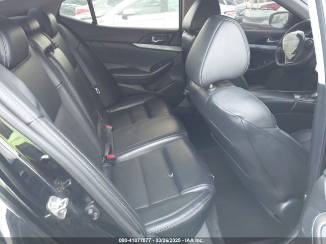 1N4AA6AP0HC373183 Nissan Maxima 3.5 Sv