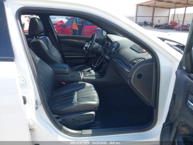 2C3CCABG8NH154418 Chrysler 300 S