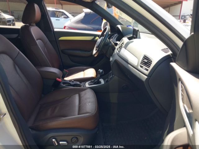WA1BCCFS4JR032774 Audi Q3 2.0t Premium/2.0t Sport Premium