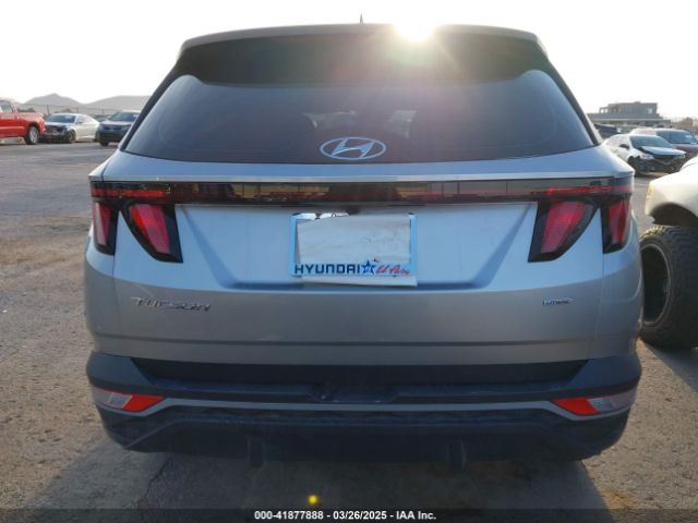 5NMJACAEXPH289427 Hyundai TUCSON SE