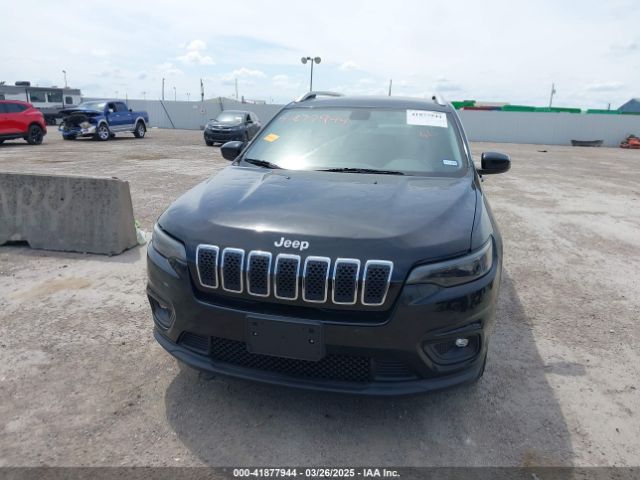 1C4PJLCBXKD284954 Jeep Cherokee Latitude Fwd