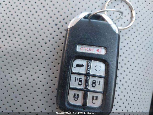 5FNRL6H96JB004853 Honda Odyssey Elite