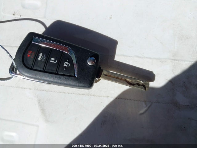 4T1B11HK6JU591099 Toyota CAMRY SE