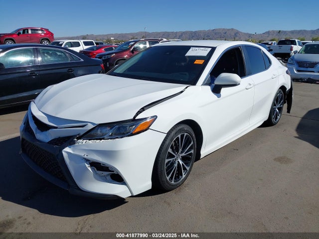 4T1B11HK6JU591099 Toyota CAMRY SE