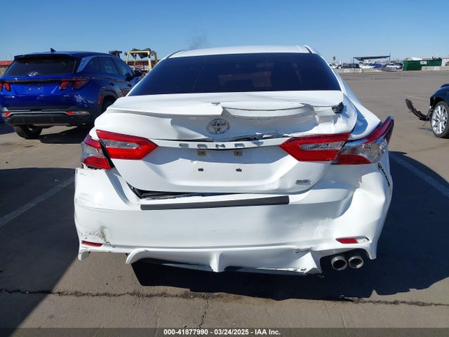 4T1B11HK6JU591099 Toyota CAMRY SE