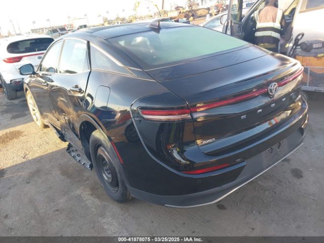 JTDAAAAF4P3011831 Toyota Crown Limited