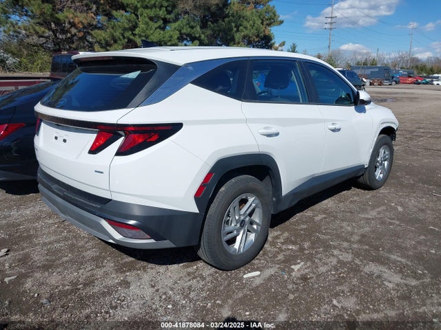 5NMJACDE4SH453114 Hyundai TUCSON SE