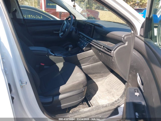 5NMJACDE4SH453114 Hyundai TUCSON SE