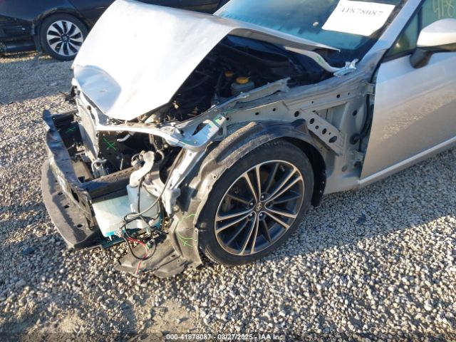 JF1ZNAA15E9706119 Scion Fr-s Monogram