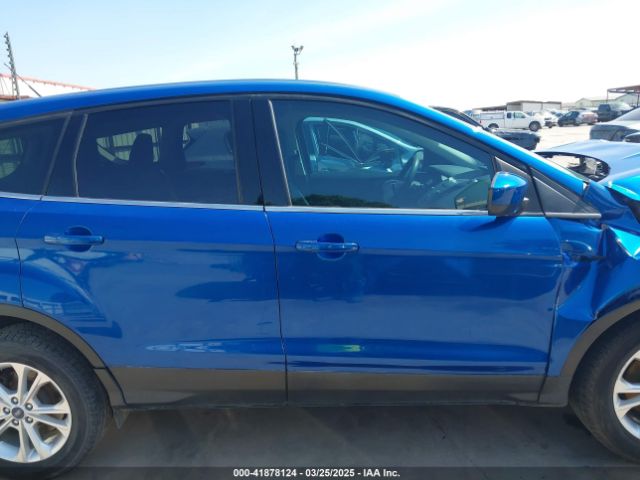 1FMCU0GD4HUF07221 Ford ESCAPE SE