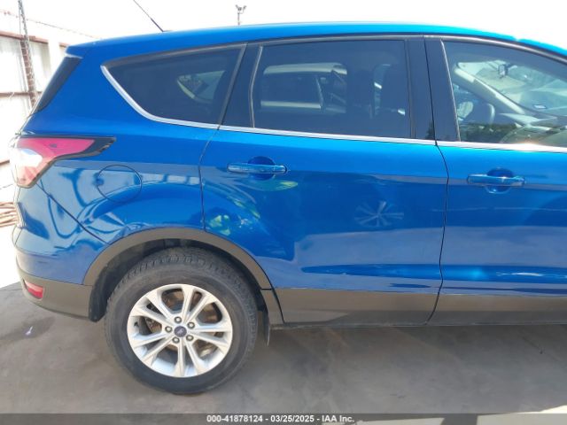 1FMCU0GD4HUF07221 Ford ESCAPE SE