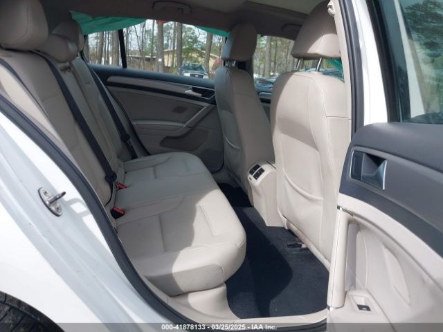 3VW217AU4FM059555 Volkswagen Golf Tsi Se 4-door