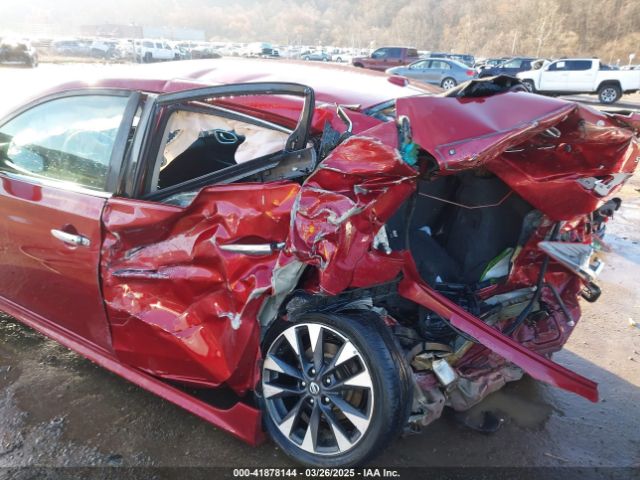 3N1AB7AP0JY222888 Nissan SENTRA SR