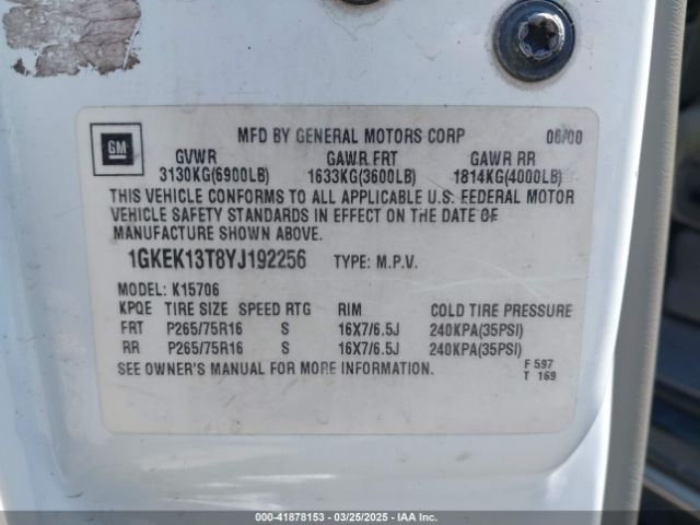 2000 GMC YUKON 1GKEK13T8YJ192256 Photo 8