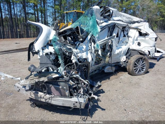 5TDKZRFHXKS565470 Toyota Highlander Xle