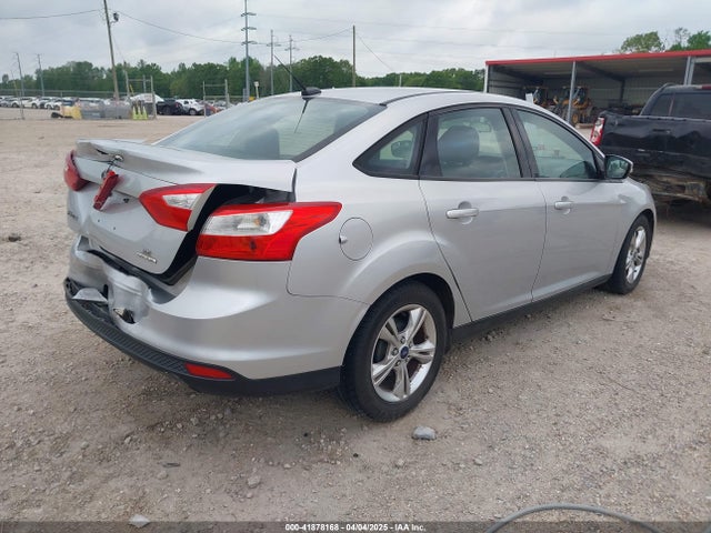 1FADP3F20EL244086 Ford FOCUS SE