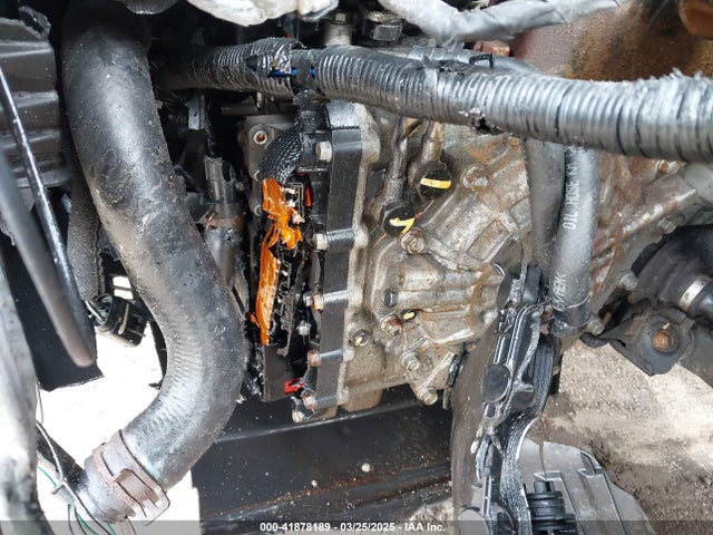 5XYKT4A65EG512493 KIA SORENTO LX