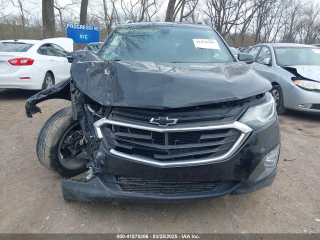 2GNAXKEXXJ6213183 Chevrolet EQUINOX LT